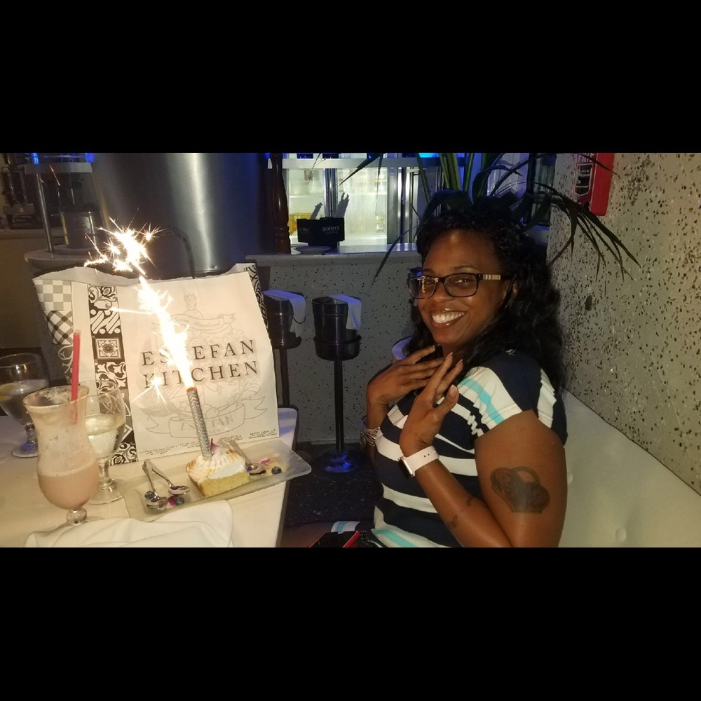 Meet your Posher, Carla